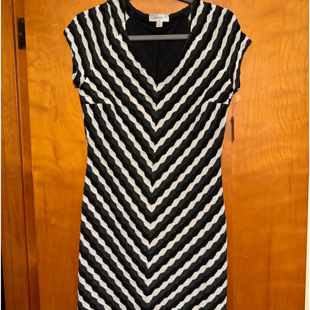 NWT Casual Dress Barn Dress Sz 10